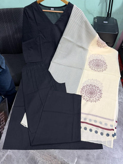 Women’s Classic Black Premium Cotton 60/60 Kurti Pant Dupatta Set | Handblock Printed Dupatta with 3/4 Sleeves | 3-Piece Set