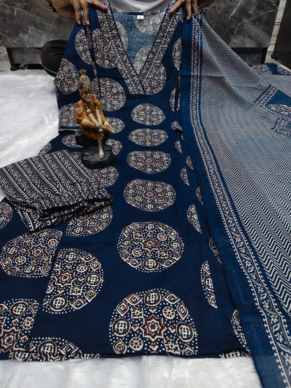 Women’s Pure Cotton 60/60 Heavy Printed Kurti Pant Dupatta Set | Hand Work & Lace Detailing | 3-Piece Showroom Collection